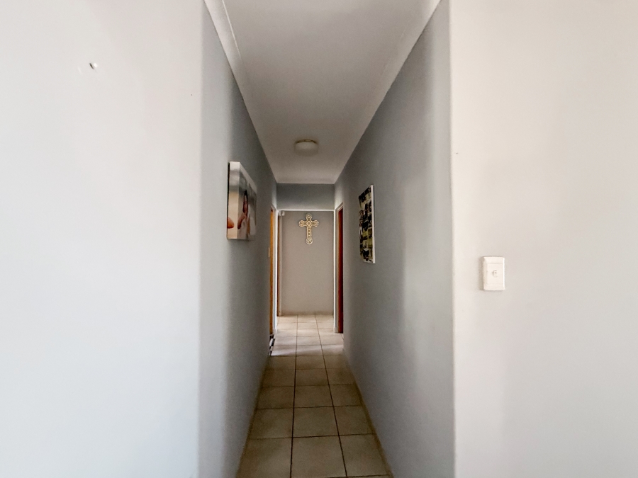 3 Bedroom Property for Sale in Island View Western Cape